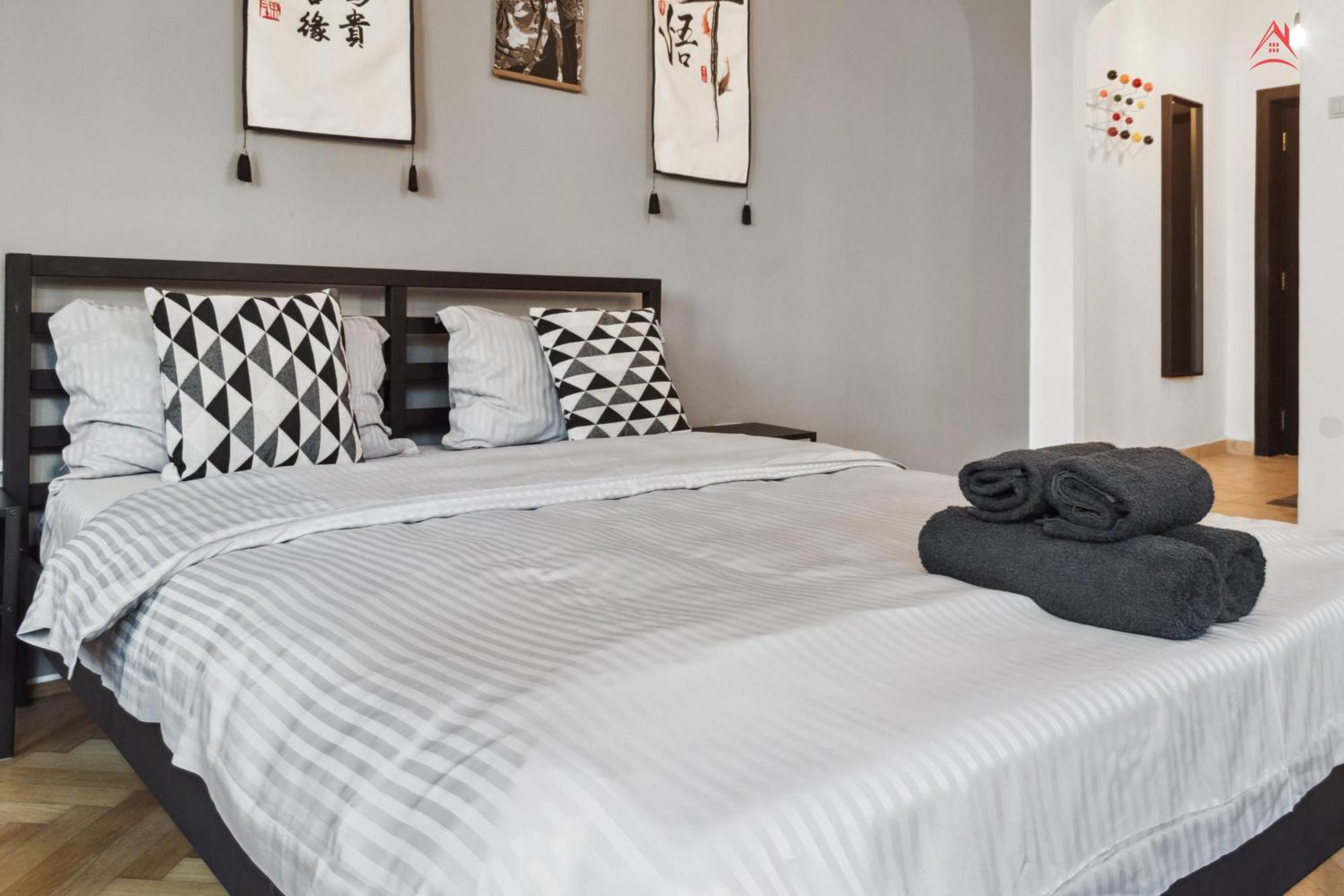 דירות בוקרשט Old Town Studio City Center 23A מראה חיצוני תמונה